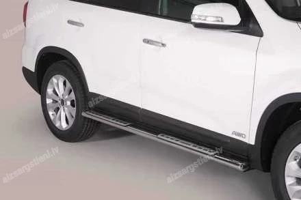 MISUTONIDA OVAL SIDE BARS WITH INTEGRATED PLASTIC FOOTSTEPS KIA Sorento