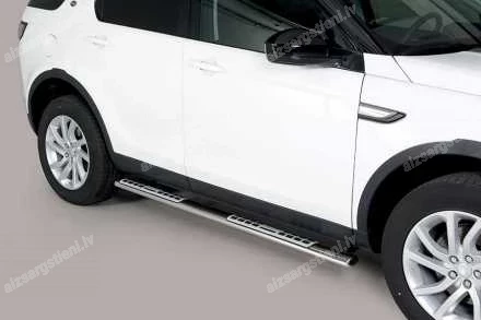 MISUTONIDA OVAL SIDE BARS WITH INTEGRATED PLASTIC FOOTSTEPS LAND ROVER Discovery Sport