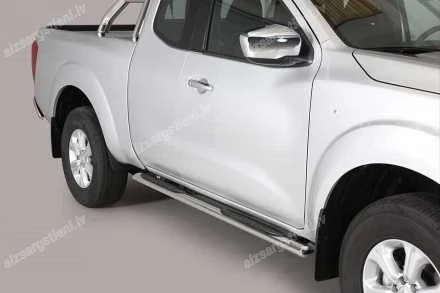 MISUTONIDA OVAL SIDE BARS WITH PLASTIC FOOTSTEPS NISSAN Navara
