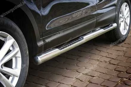 STEELER ROUND SIDE BARS WITH INTEGRATED FOOTSTEPS NISSAN Qashqai