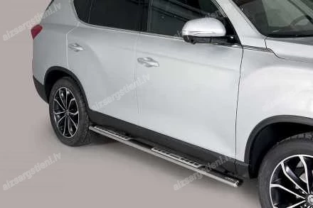 MISUTONIDA OVAL SIDE BARS WITH INTEGRATED PLASTIC FOOTSTEPS SSANGYONG/KGM Rexton