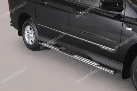 MISUTONIDA OVAL SIDE BARS WITH INTEGRATED PLASTIC FOOTSTEPS SSANGYONG/KGM Actyon Sports