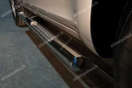 STEELER ROUND SIDE BARS WITH INTEGRATED FOOTSTEPS TOYOTA RAV4