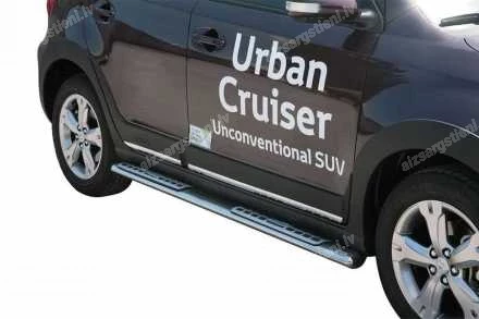 MISUTONIDA OVAL SIDE BARS WITH INTEGRATED PLASTIC FOOTSTEPS TOYOTA Urban Cruiser