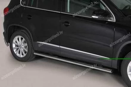 MISUTONIDA OVAL SIDE BARS WITH PLASTIC FOOTSTEPS VOLKSWAGEN Tiguan