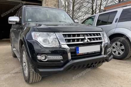 STEELER LOW BAR WITH AXLE-PLATE MITSUBISHI Pajero